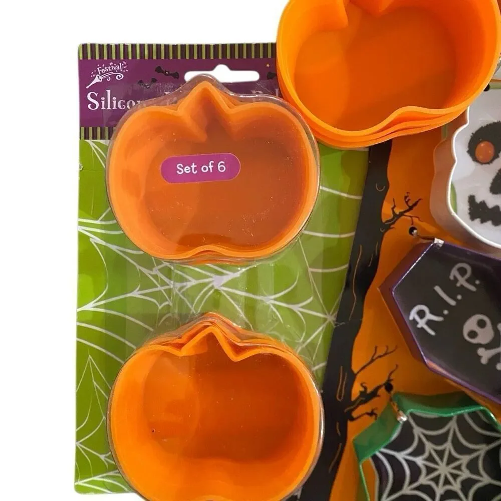 Wilton Huge Halloween baking bundle NEW pumpkins ghost tombstone spiders
